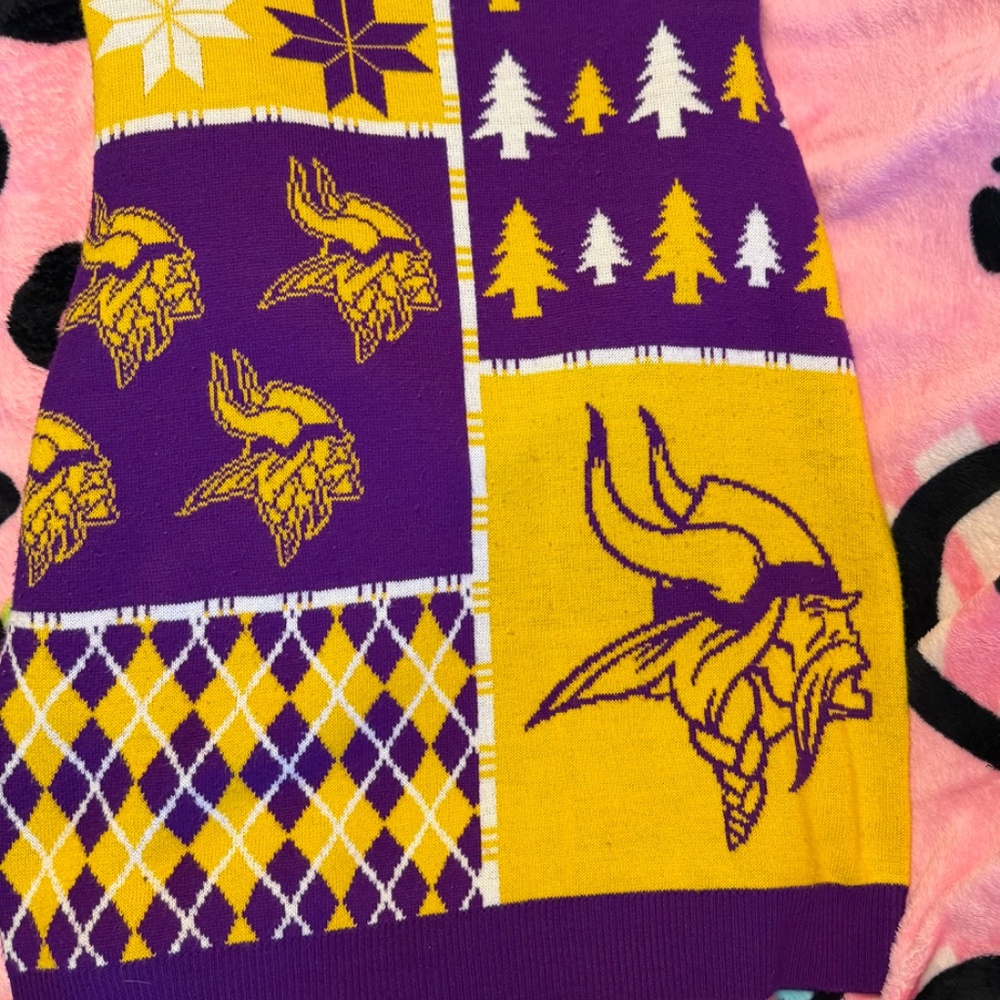 Vikings Sweater Size M - Picture 2 of 4